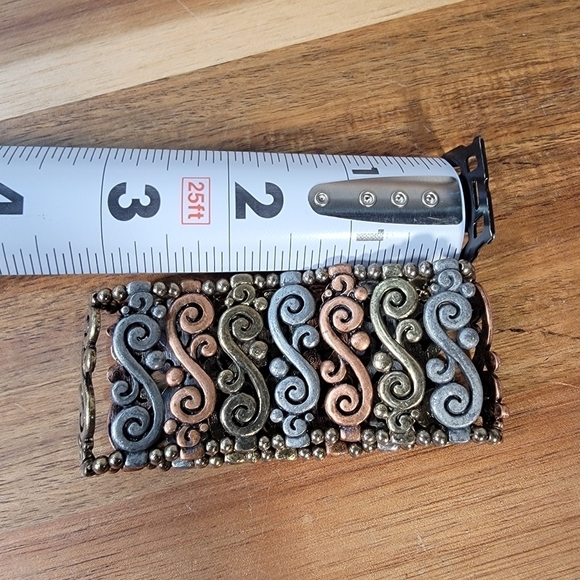 Mixed metal tones Scroll Stretch Bracelet - Picture 12 of 13